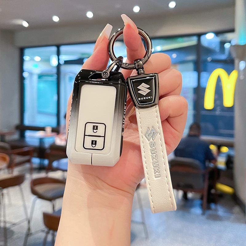 Metal Leather Keychain Shell for Suzuki Hustler, XL7, Solio, Mini Cars