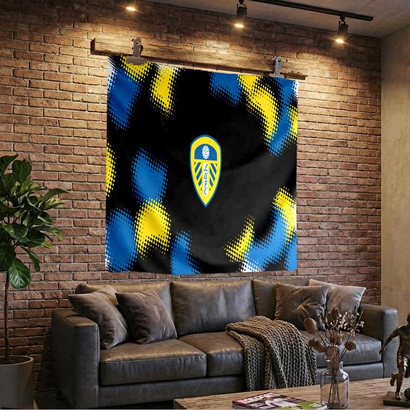 Tapisserie Legacy Leeds United Crest pour Salle de Jeux, Accessoires pour Chambre à Coucher, Salon, Dortoir Décoration Murale Cadeaux d'Anniversaire pour Fans