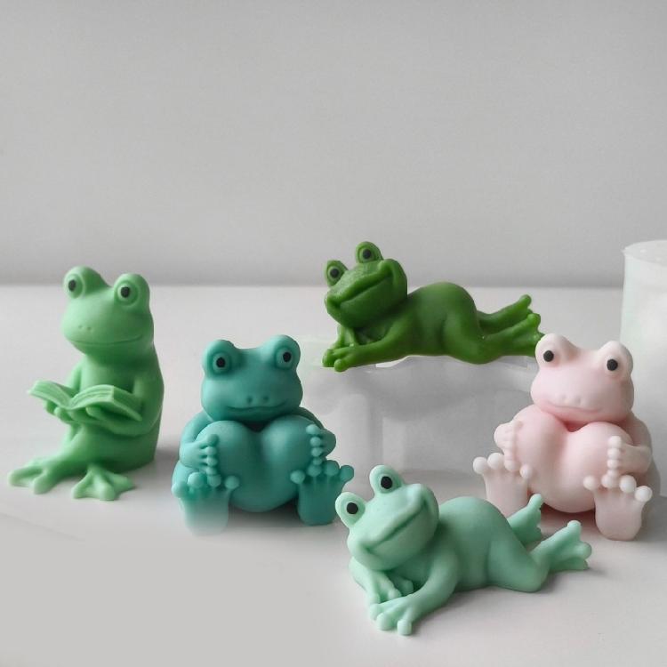 Silicone Frogs Candle Mold for Table Decorations 3D Frogs Shape Scented Candle Crafting Molds for Resin Wax Clay Project
