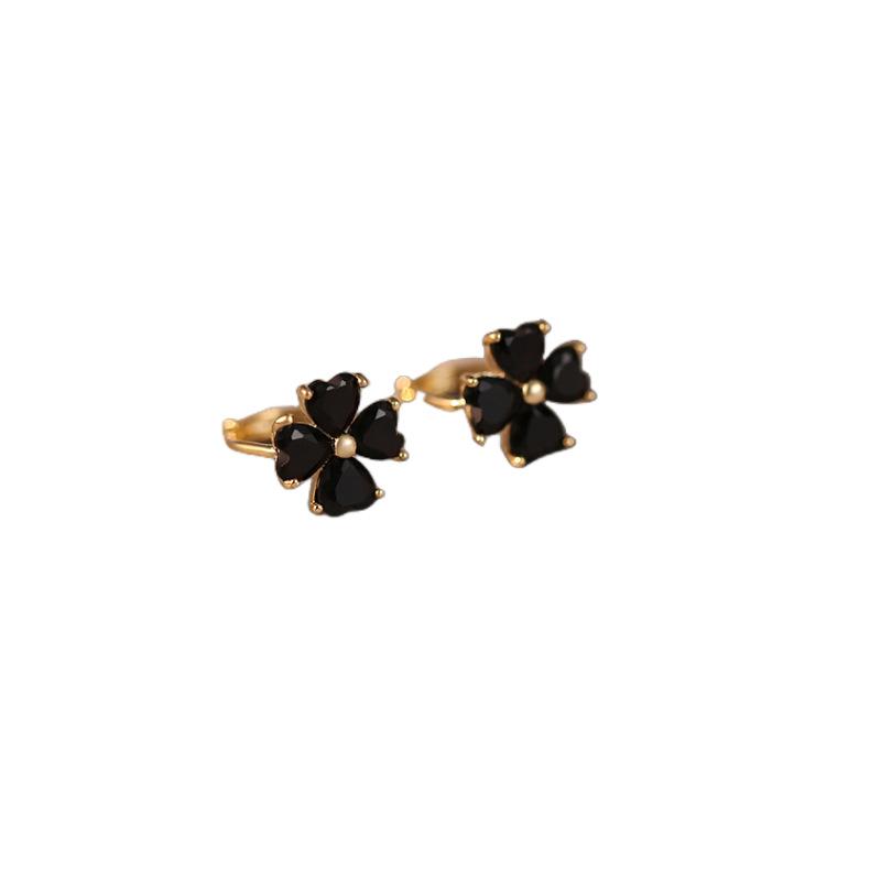 Korean Black Four-Leaf Flower Luxury Earrings