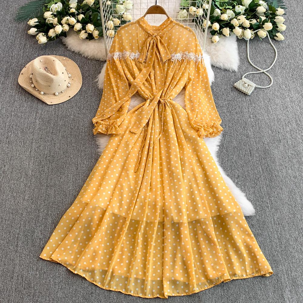 Women's Lace Bow Lantern Sleeve Dress A Summer Waist-cinching and Slimming Dress