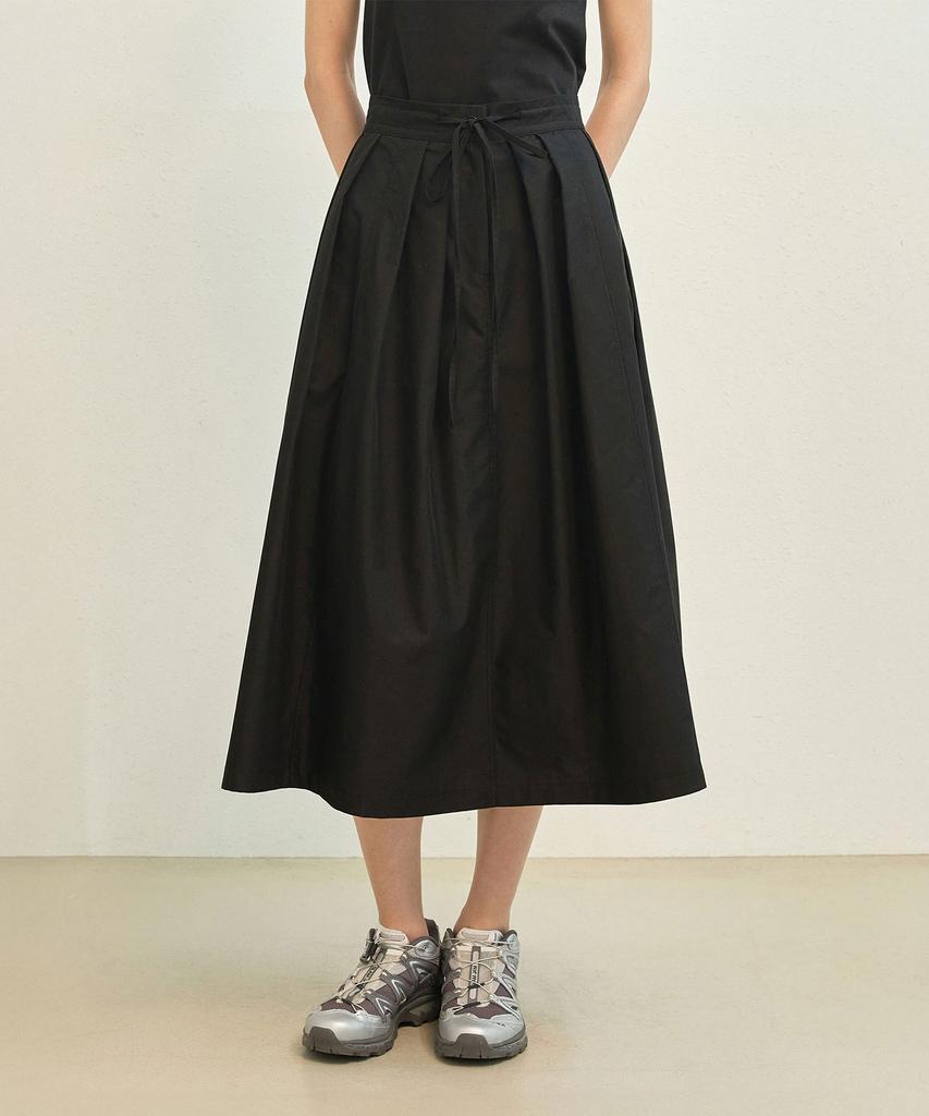 Meibeoyu Atte Flare Skirt _ Black