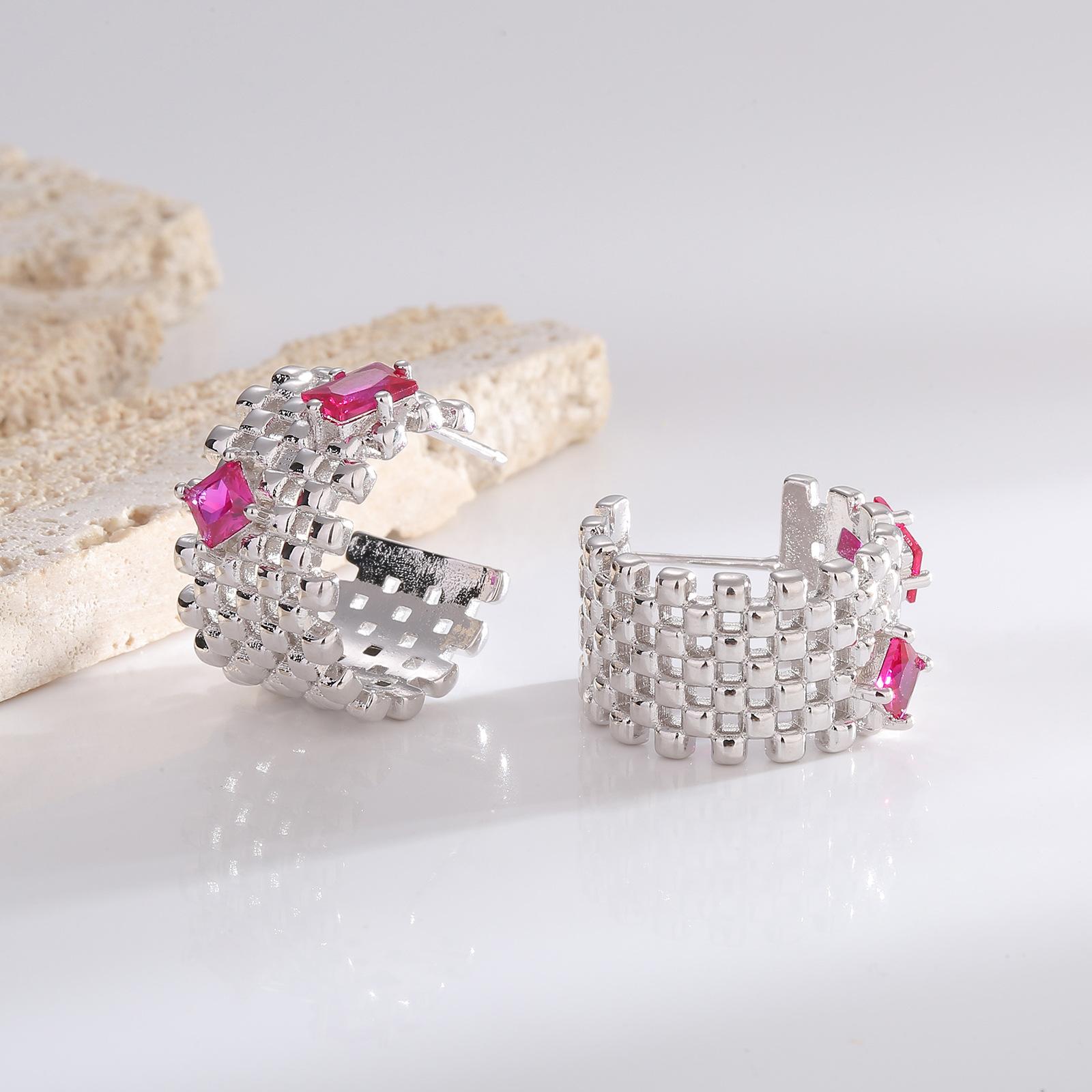 

Легкие роскошные серьги знаменитости высокого класса из серебра 925 пробы, модные и элегантные, расширенные полые серьги из цветного циркония, модные