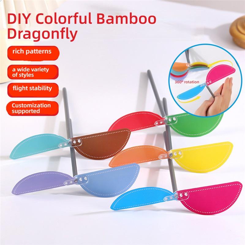 New double-color bamboo dragonfly children s hand-rubbed flying toy kindergarten activity small gift stall hot-selling toys