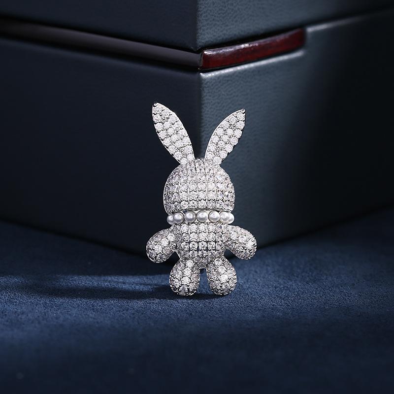 Nouvelles Broches Lapin Brillantes Incrustées de Strass Pour Femmes Mode Broche Cristal Perle Pins Bijoux Fête Mariage Cadeaux Accessoires