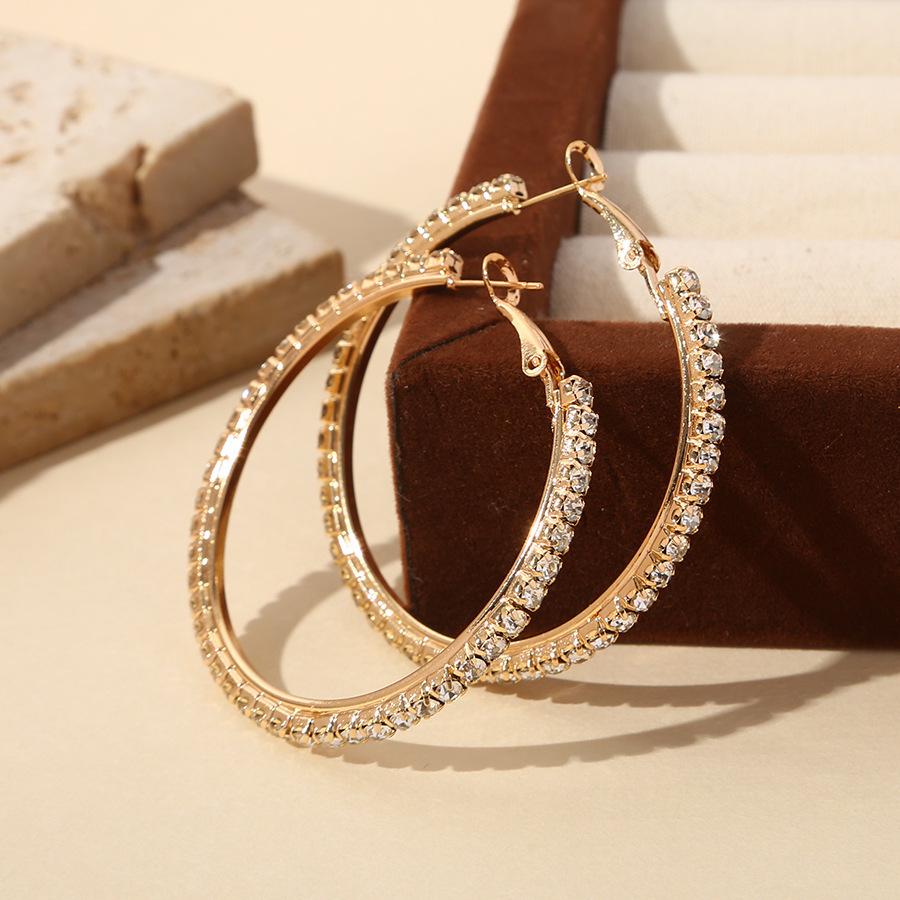 European & American High-End Diamond Ear Cuff Earrings Set - Women's Simple Circle Design (3 Pairs: Large, Medium, Small)