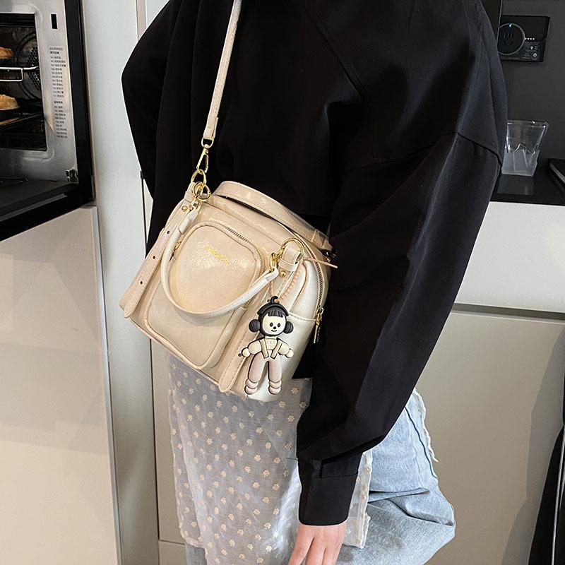 This year's popular small bag women's spring and summer 2025 new versatile messenger bag casual Korean version portable small square bag