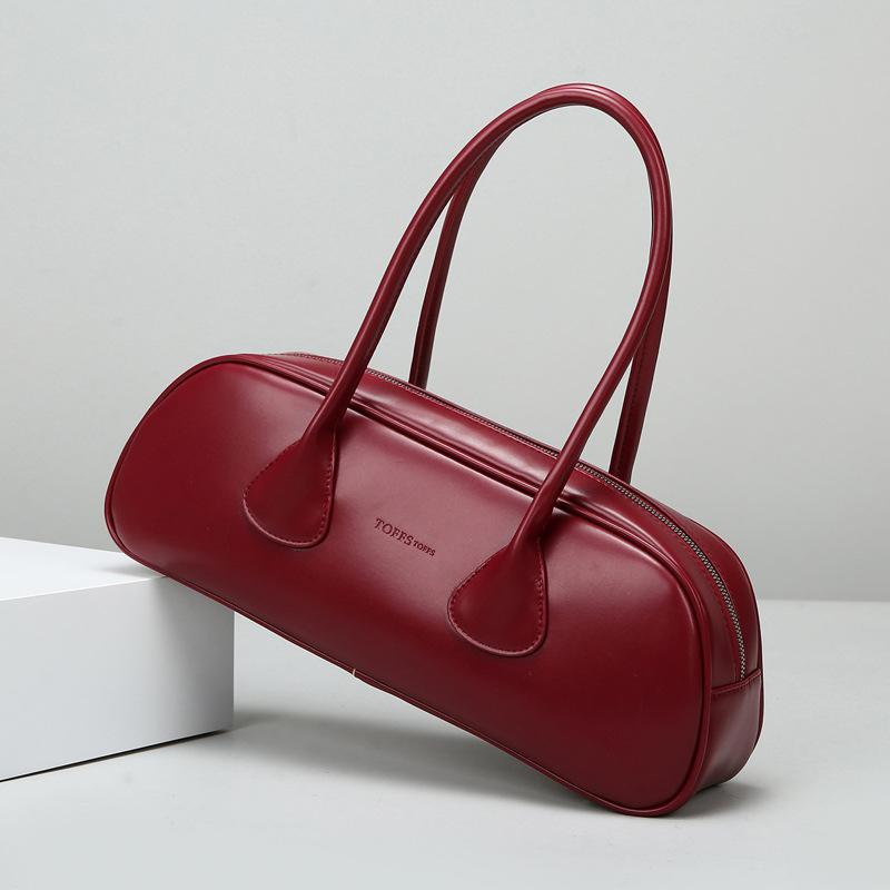 

Сумка на плечо 2025 Новая сумка-багет высокого класса Модная простая текстурная сумка под мышкой Большая вместительная сумка для поездок на работу для женщин красный