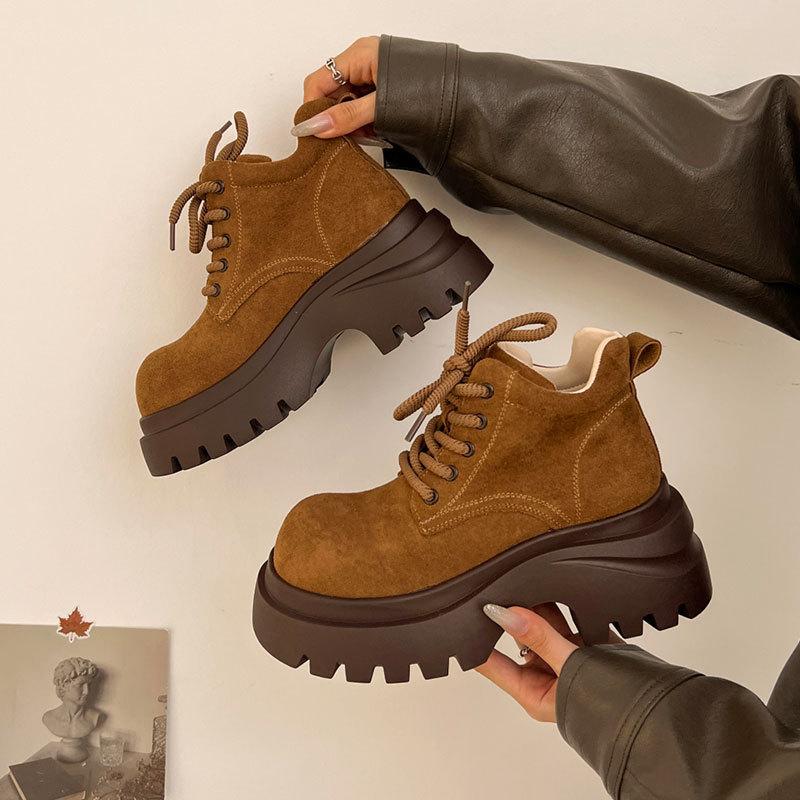 

Жіночі черевики Мартін на товстій підошві, нові осінні, у британському стилі, короткі черевики, що збільшують зріст, універсальні повсякденні черевики 37 кавовий