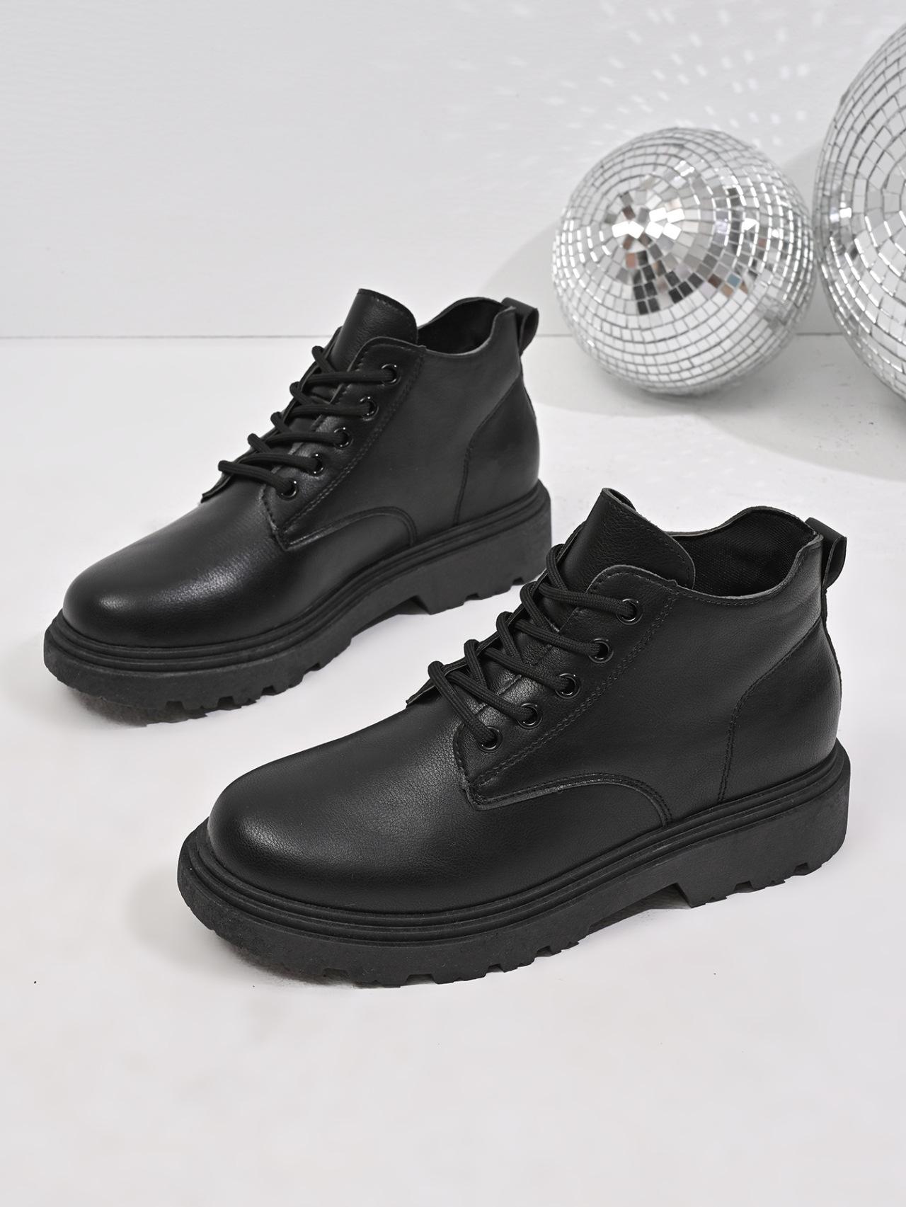 

Популярные мартинсы большого размера, мартинсы на толстой подошве, женские новые модные универсальные повседневные короткие ботинки осень-зима 2025 41 чёрный