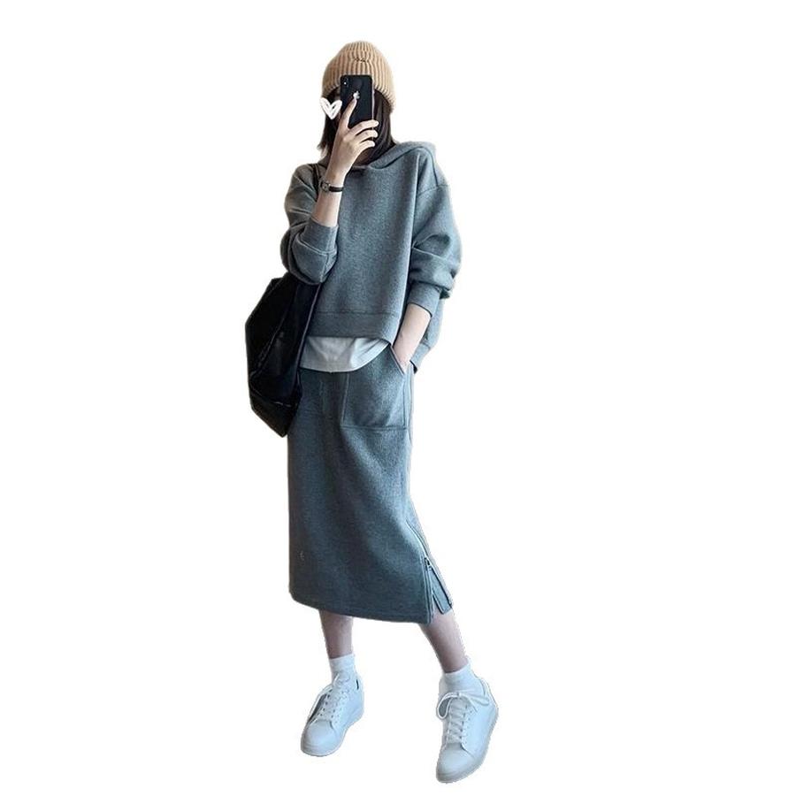 Plus Size Women Autumn Casual Fashion Two Piece Set Hooded Sweatshirt and Skirt Outfit for Plus Size Ladies (200-300 lbs)