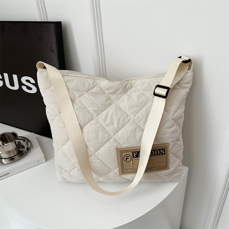 

Versatile Quilted Design Women Shoulder Bags Autumn Solid Color Simple Ladies Crossbody Bag Large Capacity Female Handbags Tote бежевый