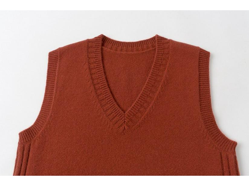 Women's Cashmere V-Neck Vest - Autumn/Winter Slim Fit, Solid Color, Sleeveless, Warm Knit.