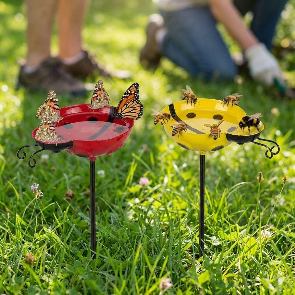 Handcrafted Bee Watering Station Rust-resistant Iron Art Bird Water Feeder Ground Insert Water Dispenser Metal Garden Stake
