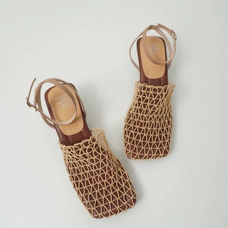 

Summer love! Niche hollow wedge heels women s European station sexy breathable mesh special-shaped heel sandals 34 абрикосовый