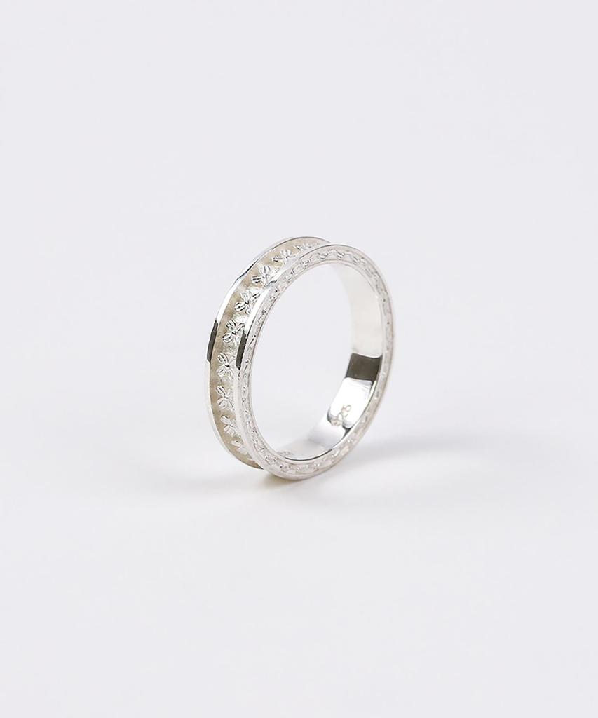 Address669 Antique Flower Ring W