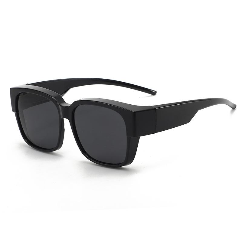 Viral Clip-On Sunglasses Large Frame for Nearsighted UV Protection Driving Over-Glasses Clips, Fashionable Sunshield Accessories