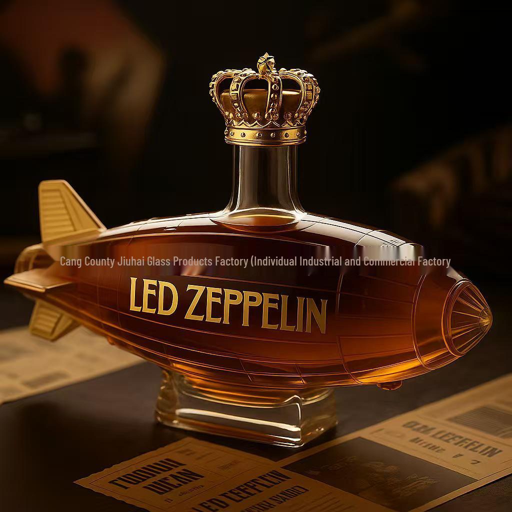 Spaceship-Shaped Borosilicate Whiskey Bottle & Infusion Jar