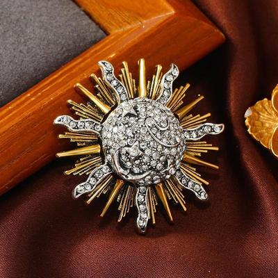 Vintage Sun Brooch Medieval Court Style Old Rhinestone Brooch Ancient Babylon Sun Flower Gem Brooch