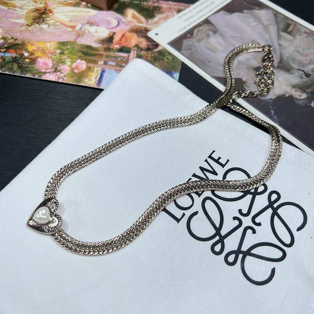 Sweet and Cool Wind Love, Trendy Design Sense Versatile Cold Wind Necklace Earrings