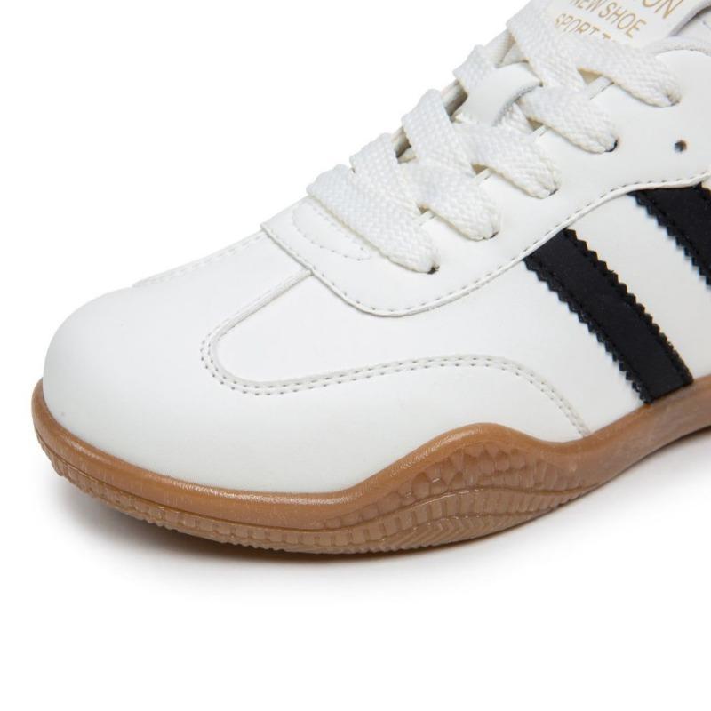 Herbst leichte und vielseitige Mode Damen kleine weiße Schuhe lässige rutschfeste Sportschuhe