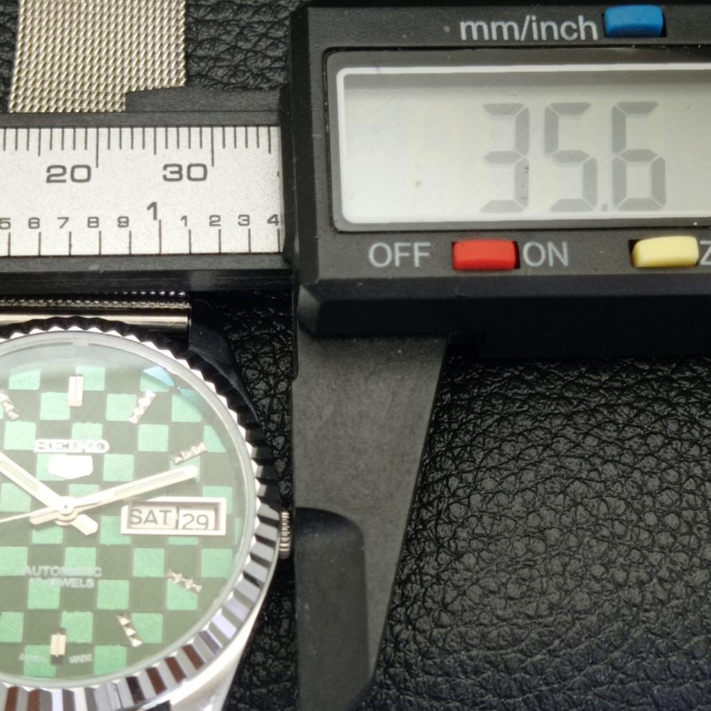 REFURBISHED JAPAN MADE SEIKO 5 AUTOMATIC MENS WATCH GREEN DIAL CUSTOM a440004-2 QV90-a440004