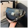 IELGY Melade Shoulder Bag Fashion Chain Crossbody Bag