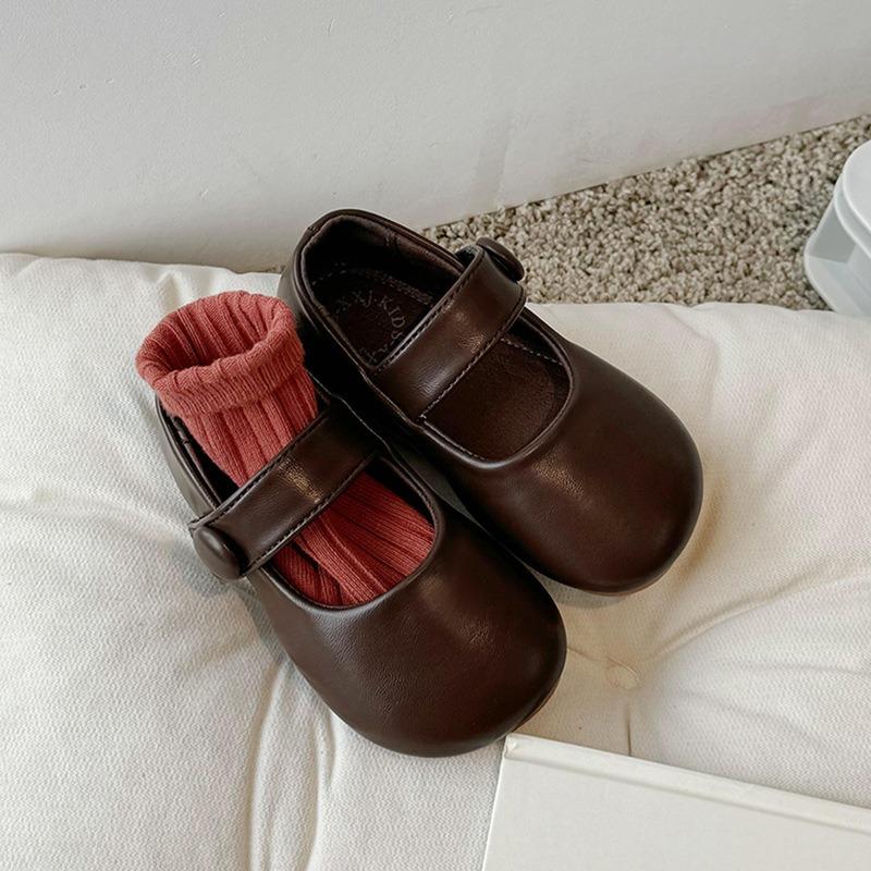 Girls Korean Style Retro Vintage Princess Leather Shoes Velcro Soft Sole Flat Shoes