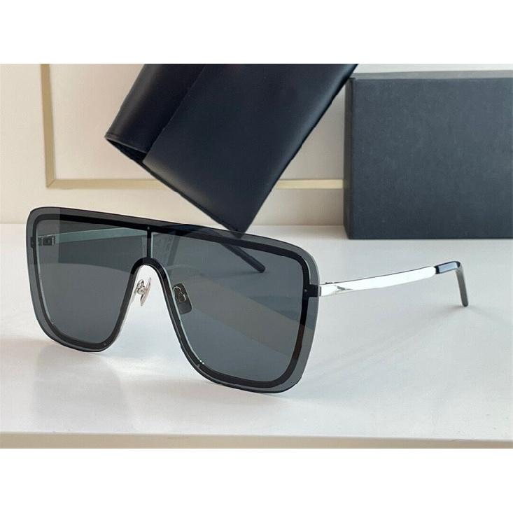 

Yangshulin trendy integrated goggles, one-piece sunglasses, women s sunglasses, men s stylish internet celebrity style black sunglasses Black piece silver leg（