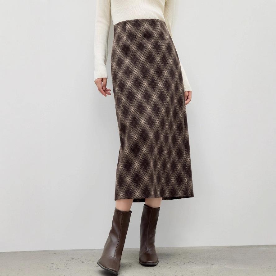2025 Winter Plaid Woolen H-Line Skirt - Stylish & Simple Design
