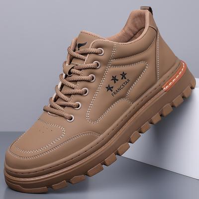 Designer Herrenschuhe mit dicker Sohle zur Höhenvergrößerung sind im Winter ein Verkaufsschlager, mit Plüsch-Baumwollschuhen für Herren-Freizeitschuhe