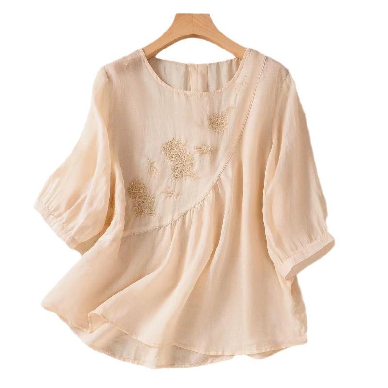 Embroidery Round Neck Summer New Women T-shirt Retro Thin Loose Short Sleeve Blouse Casual Sweet Simple Tops Ladies Office Solid Color Clothing
