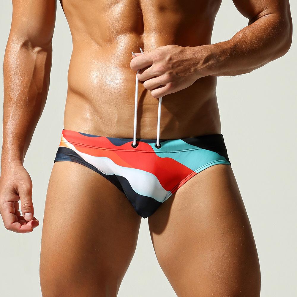 Men's Sexy Low-Waist Swim Trunks Printed Color-Block Japanese-Style Bikini Swim Briefs Drawstring Beach & Hot Spring Swimwear
