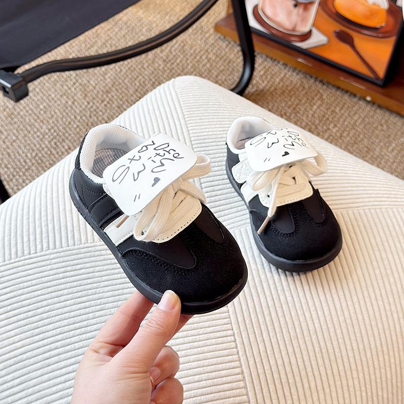 

Весна 2025 новая детская обувь-пуф для мальчиков и девочек корейская версия немецких тренировочных туфель осень новая детская повседневная обувь для малышей 16-20 yards whole box shot 50 pairs чёрный