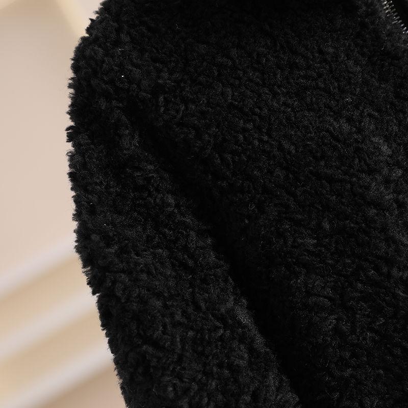 New autumn and winter thickened fried street design sense black fluffy baseball jacket women's fleece white