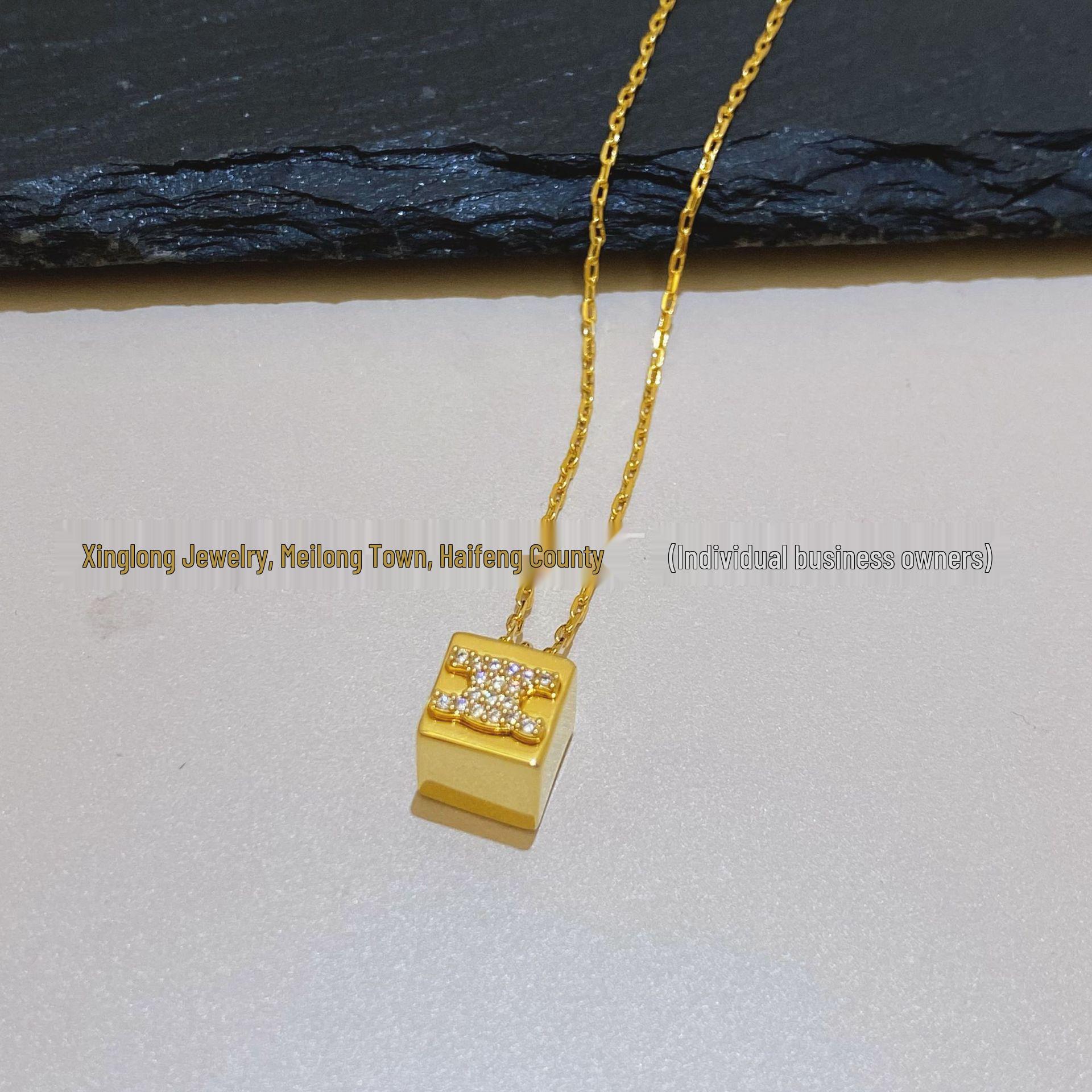 

Arc de Triomphe Diamond 3D Gold Necklace: Women s Luxury Small Cube Clavicle Chain