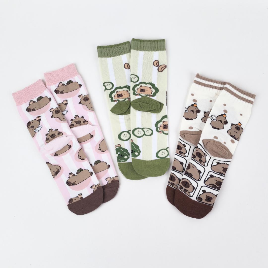 

3 пары милых мультяшных забавных женских носков до середины икры, с рисунком маленького животного капибары, универсальные, удобные, подходят для всех сезонов One Size