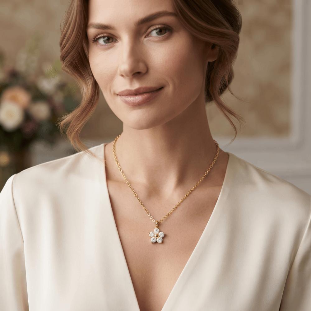 18K Gold Plated Flower Pendant Necklace Hypoallergenic Gold Plated Necklace Office Wear