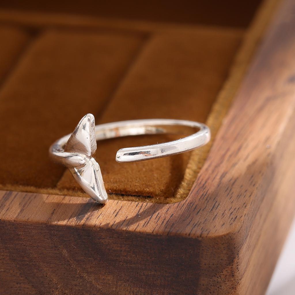 Creative Fashion Personality Animal 925 Sterling Silver Jewelry Sweet Lovely Fish Tail Women Exquisite Opening Rings R117