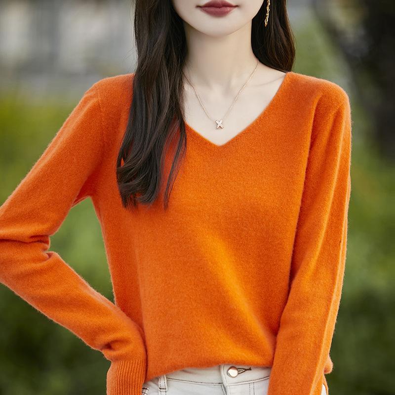 V-neck Loose and Slimming Knitted Sweater, New Autumn and Winter Sweater for Women