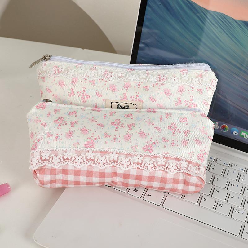 Cute Floral Pattern Pencil Bag Made Of Polyester For School And Stationery Use