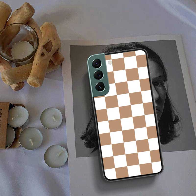 Retro Classic Chess Board Grid Phone Case For Samsung Galaxy S22 S25 Ultra S21 S10 Plus S26 Edge S20 S23 S24 FE Cover Silico
