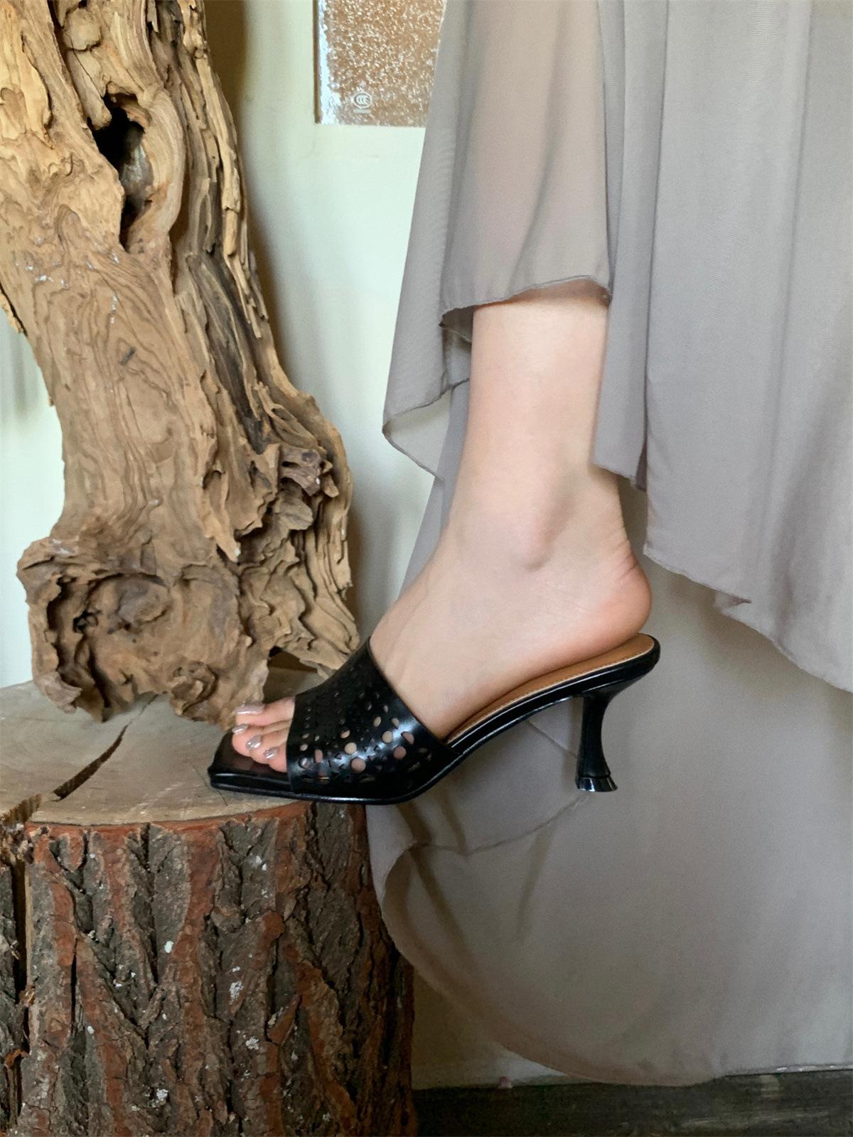 

Starkela Design Sense Niche High Heel Hollow Word Slippers Women Summer Wear Thin Heel Cool Slippers 39 чорний