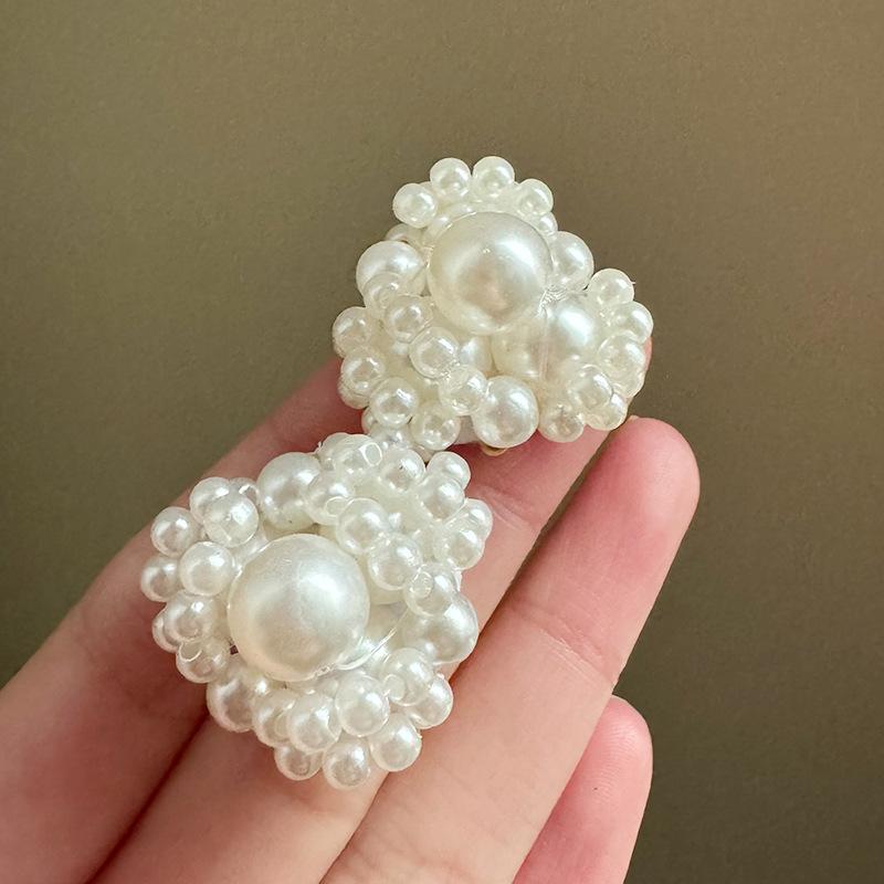 Super fairy atmosphere smart exquisite flower accessories beautiful earrings ins wind gentle fairy air playful smart versatile