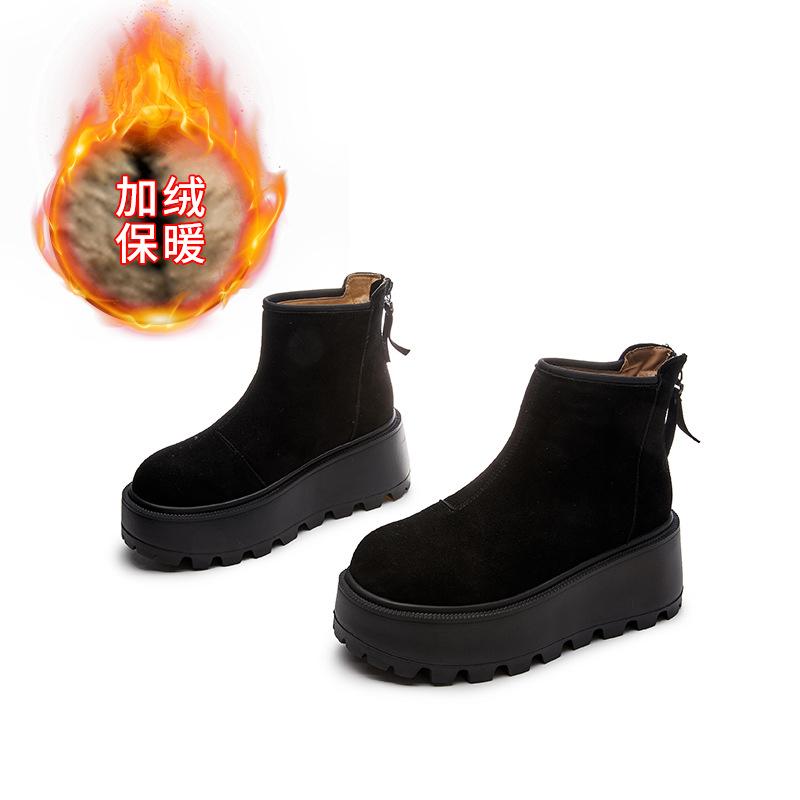 Pěnová podrážka teplé sněhule 2025 zima nové dámské boty na silné platformě, ležérní martensky, všestranné boty pro ženy