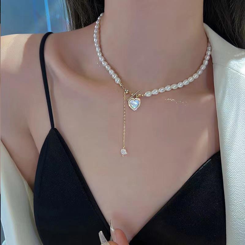Summer Does Not Fade Pearl Jewelry Necklace Women's High-end Sense Collarbone Chain Niche Design Versatile Pendant