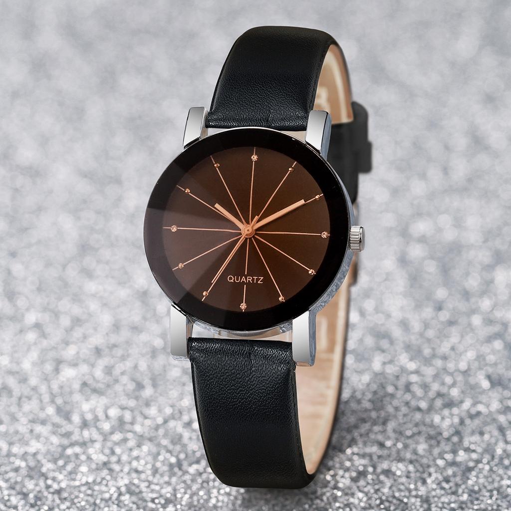 Black White 2pcs/Set Fashionable Round Shape Women's Leather Quartz Watch