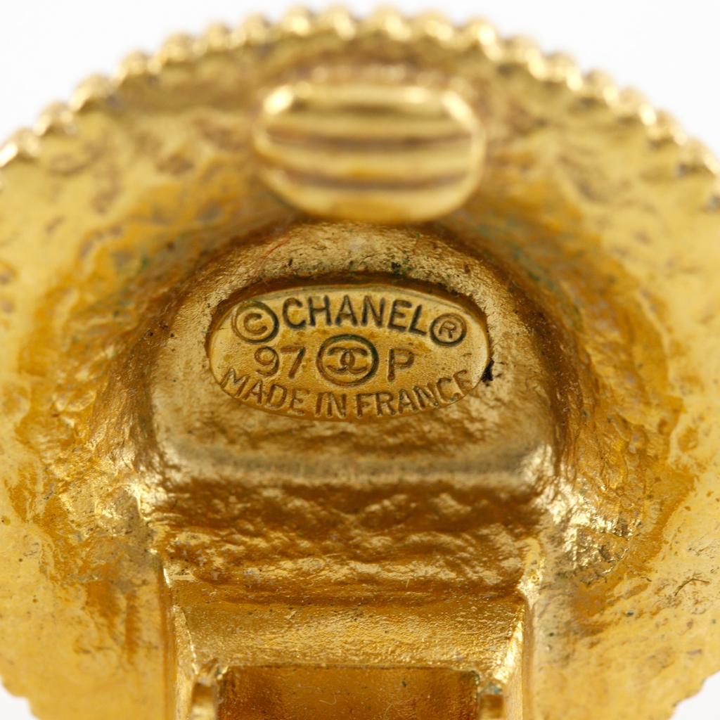 CHANEL COCO Mark Earring vintage Plated Gold 16.6g Women Used