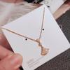 Japanese and Korean Simple Fan Necklace for Womens Personalized Fashion Forest Collarbone Chain Rose Gold Necklace Accessories