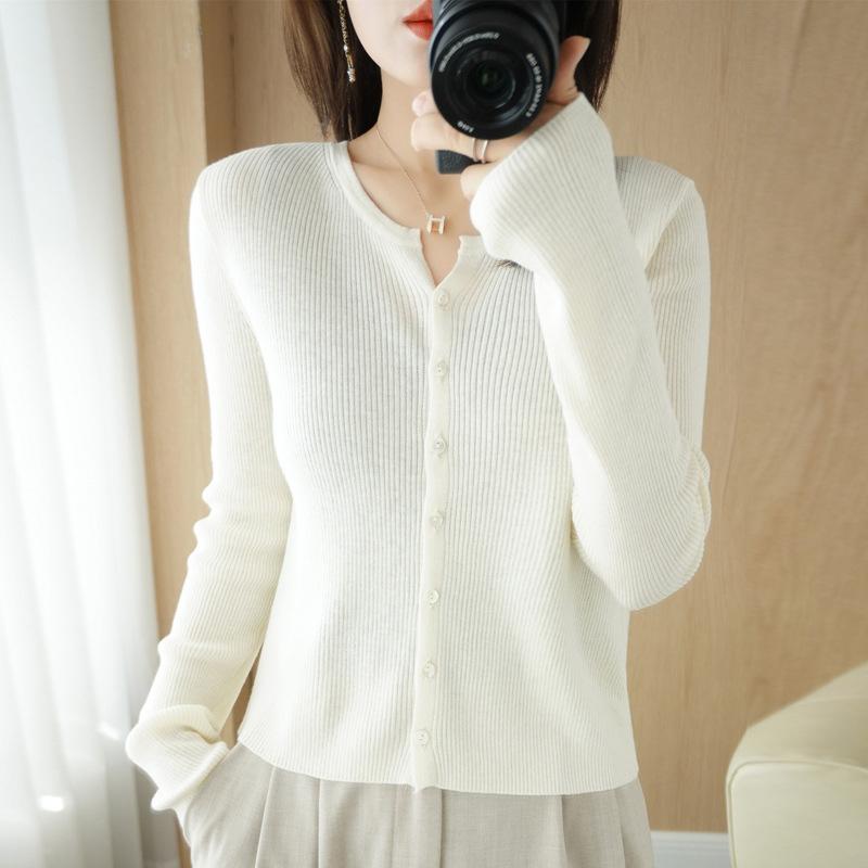 Spring and Autumn Thin V-neck Knitted Cardigan Women's New Slim-fit Sweater Korean Version Versatile Jacket Long Sleeve